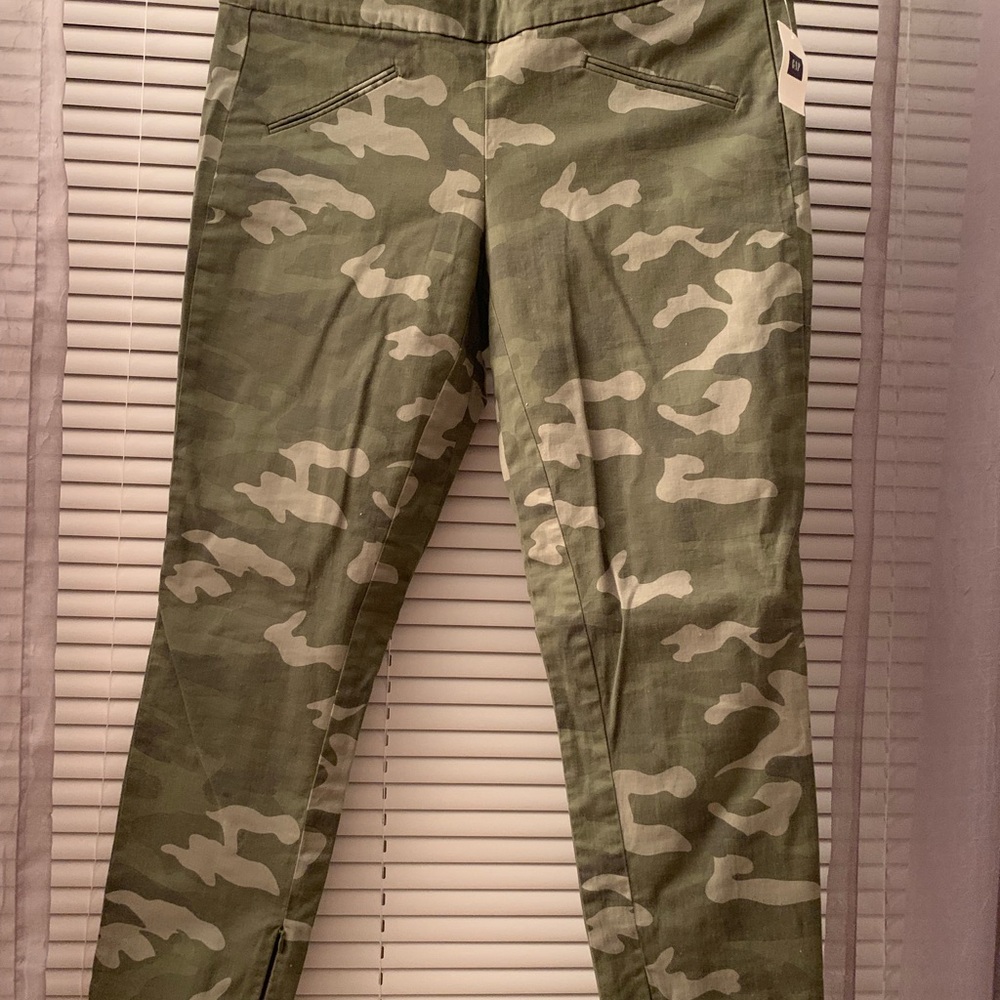 Gap women’s pants
